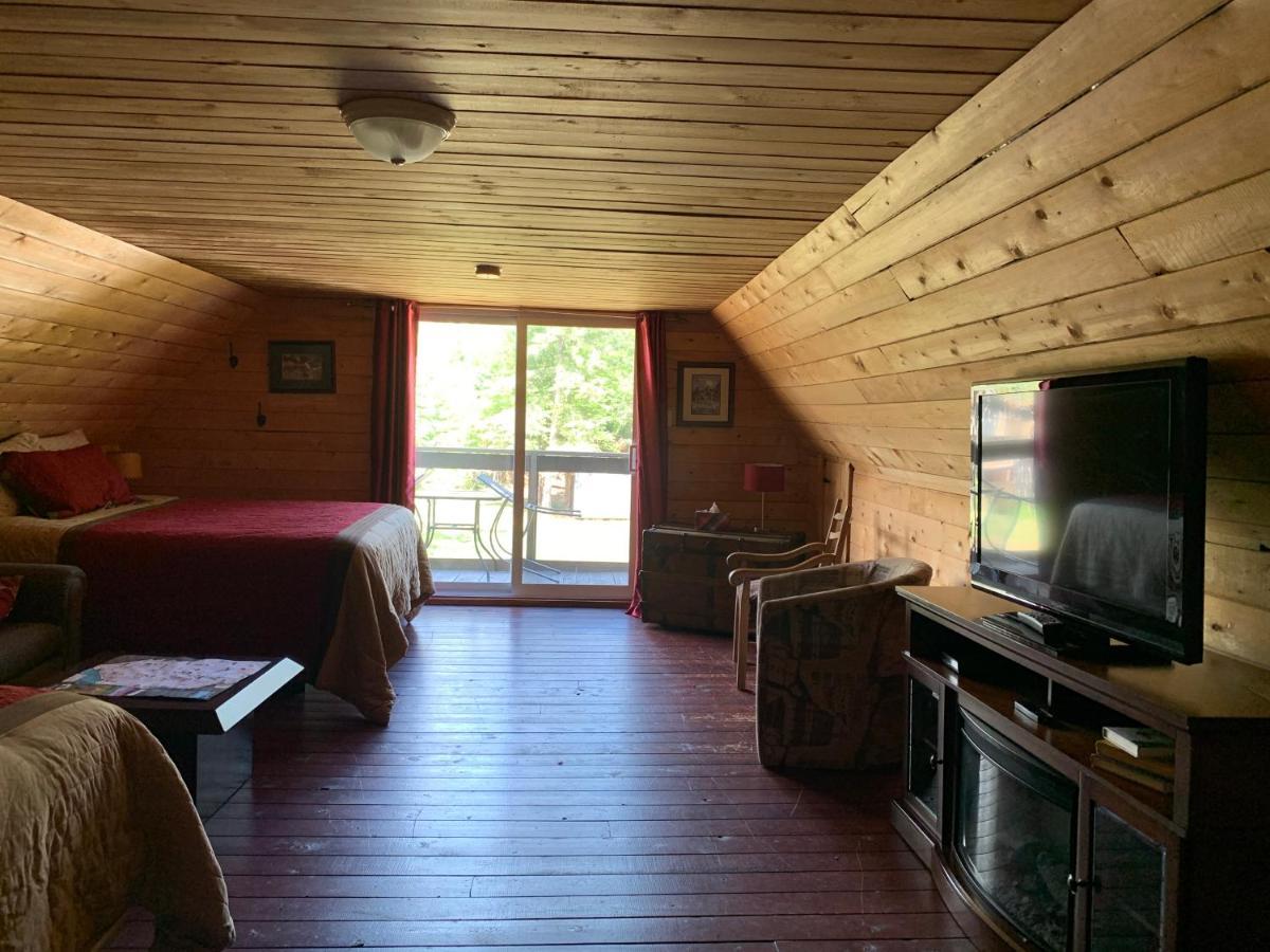 L'auberge Refuge Du Trappeur Inn 2*